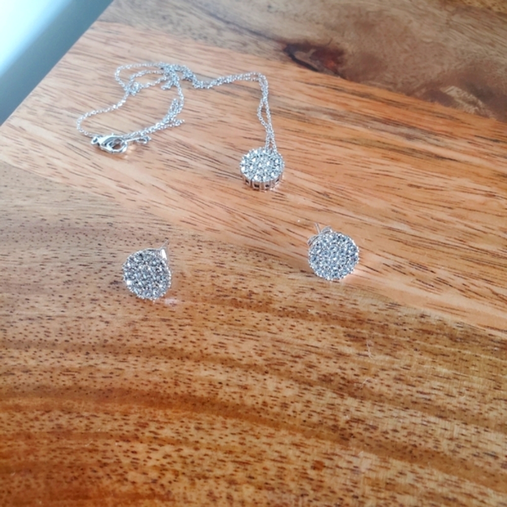 Necklace and earrings